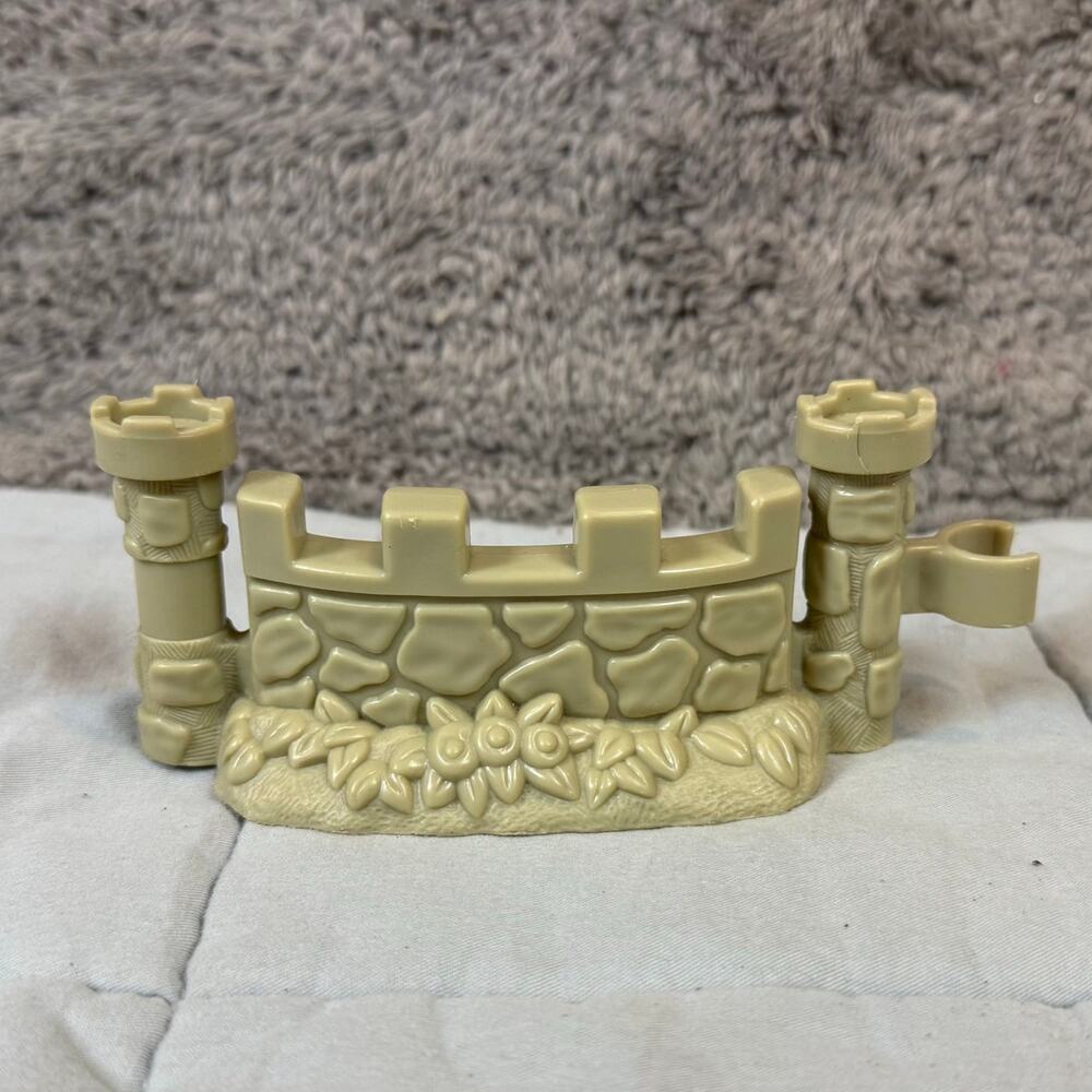 Fisher Price Little People Stone Fence Toy Royal Lil’ Kingdom Replacement Piece